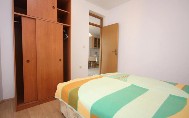 Vese - 100 m from beach - A1(2+2)