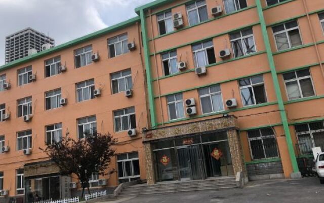 Xiaisi Lexiang Service Apartment (Dalian Xinghai Square)