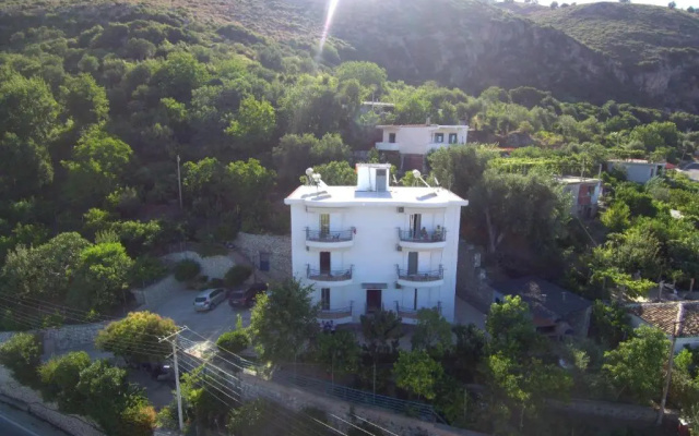 Apartments Vila Emiliano