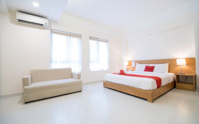 RedDoorz Plus near SECC D7