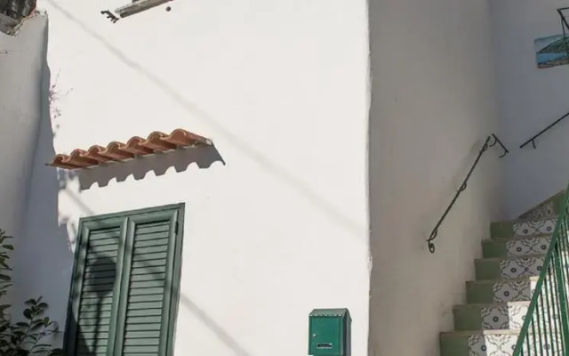 La Corte Di Raito