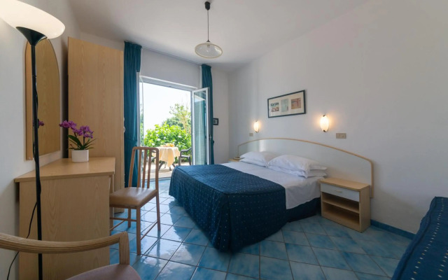 Hotel Villa Ireos