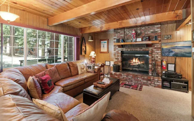 Alpine Haus