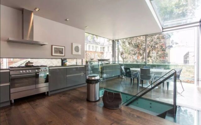 Luxury penthouse on Old Street