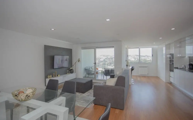 Liiiving -Luxury River View Apartment VI