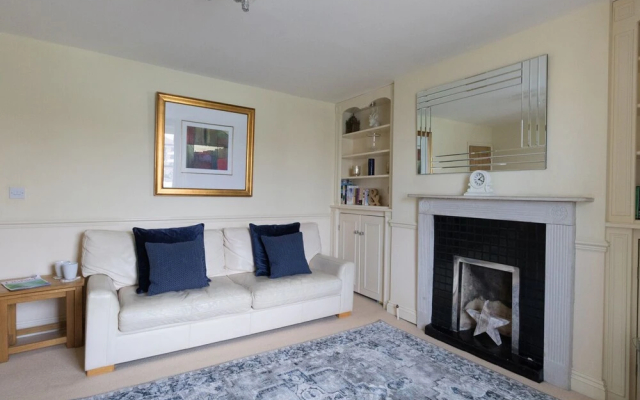 Harbourside Cottage