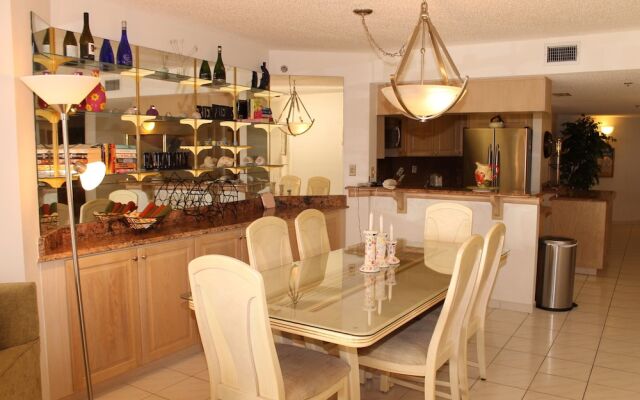 Beach Palms 405