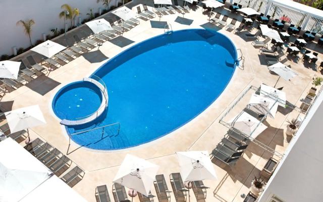 Aparthotel y Hotel Paguera Beach