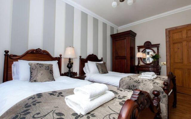 Blackfriars Residence - Beautiful Home