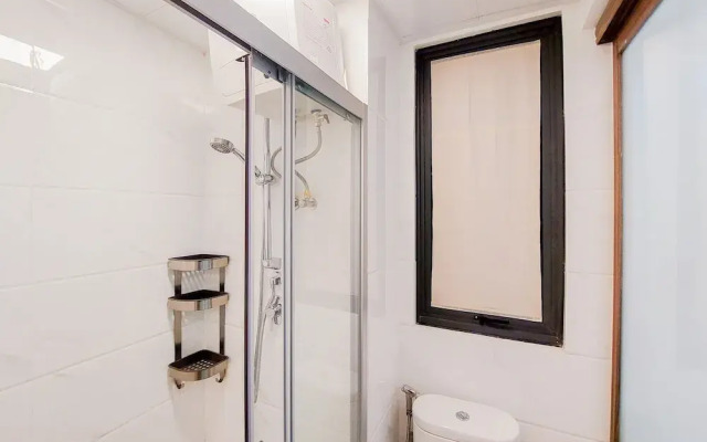 Well Designed And Comfy 2Br Sky House Bsd Apartment