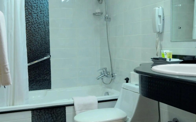 Phoenix Plaza Hotel Apartments