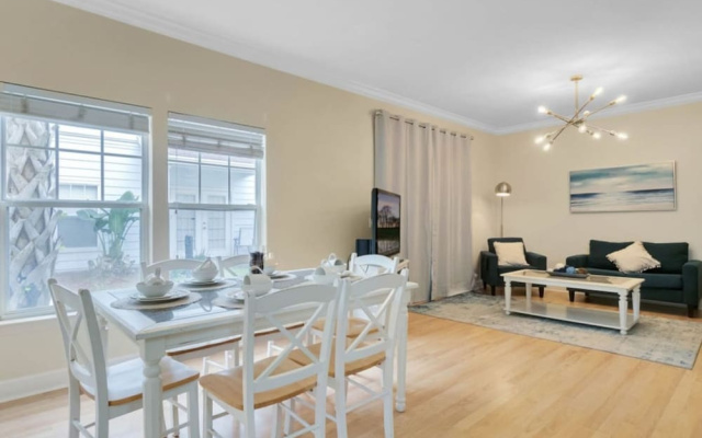 Cozy 4BR Disney Vacation Home7-104