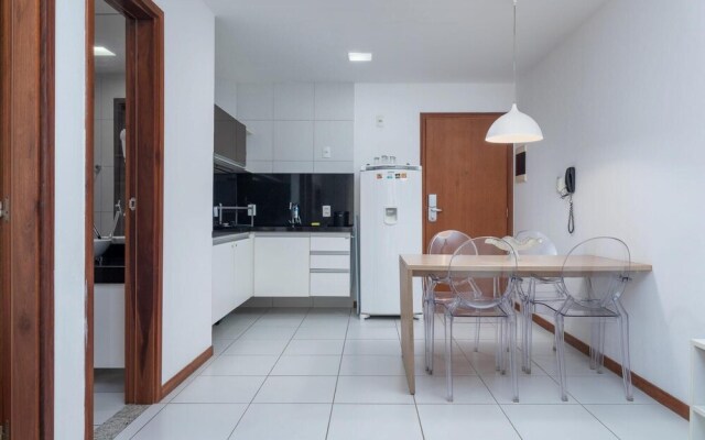 Belo Apartamento em Condom nio com Piscina