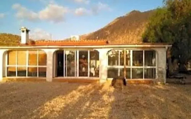 Recovery Mountain 2 separate beds in room B&B