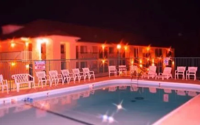 American Eagle Inn & Suites