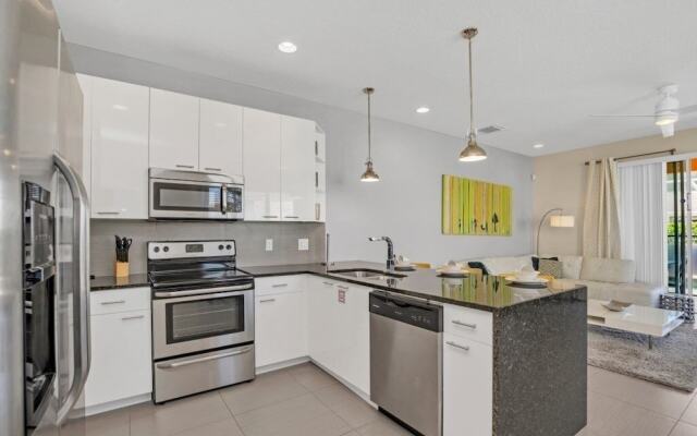 1511retreat 3 Bedroom Townhouse by Redawning