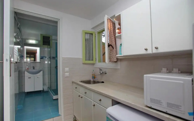 Cherry Cottage in Skopelos