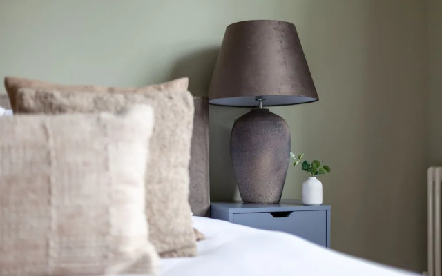 5 Bed Apartment in Clapham