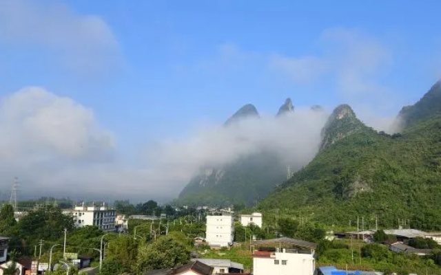 Ruyisuoyuan Homestay (Guilin Yangshuo Lijiang Scenic Area) – Outside – Guilin