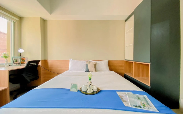 Cozy Living Studio at LRT City Jatibening Apartment