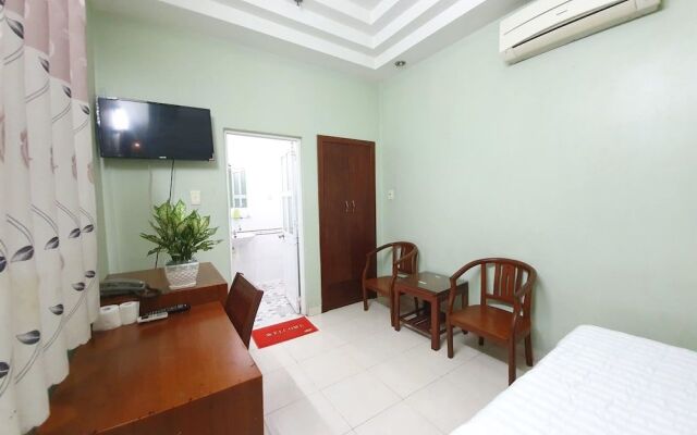 Tan Truong Son Hotel