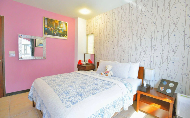 White Cotton Candy B&B