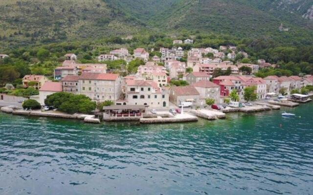 Amazing Flat with View in Prčanj Montenegro