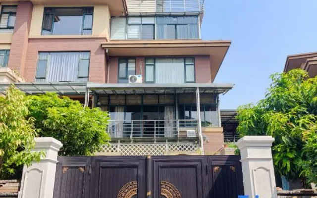 Mile Dream Villa B&B (Huquan Hot Spring Water World Branch) — 2-star hotel in Mile
