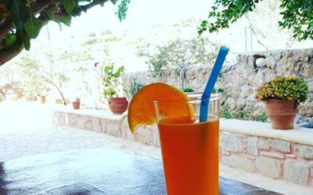 Voula Resort