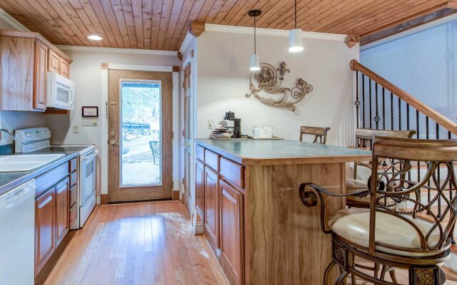 Quality Inn Creekside - Downtown Gatlinburg