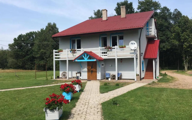 Dom na Starym Gościńcu Tiszyna