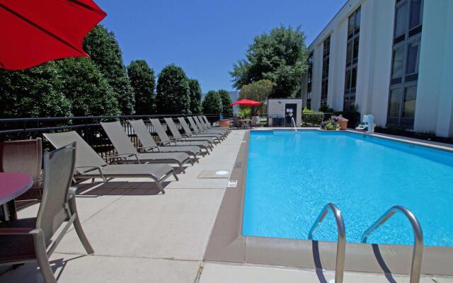 Hampton Inn Norfolk/Chesapeake (Greenbrier Area)