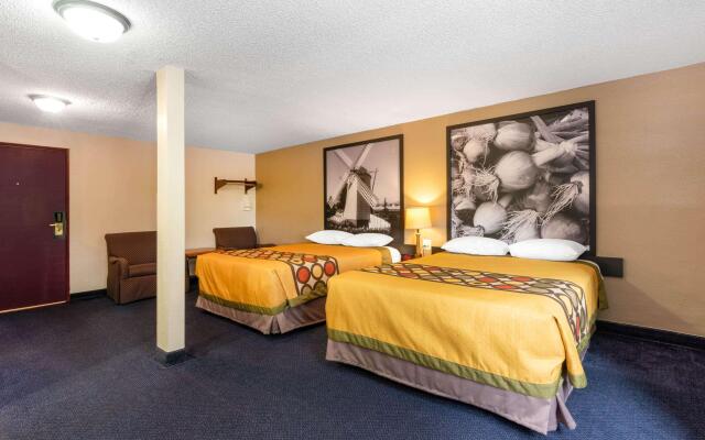 Sutton Suites Hotel