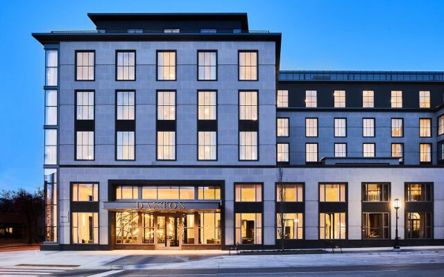 Daxton Hotel Birmingham, Curio Collection by Hilton
