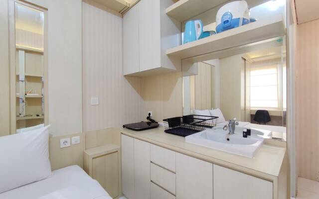 Comfort Studio At Candiland Apartment