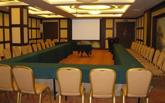 New Paris Hotel Harbin