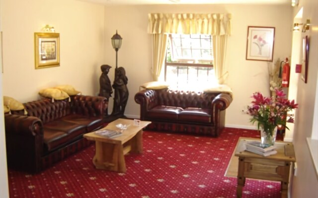 The Whitehouse Inn