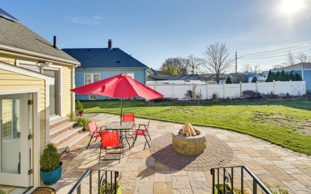 1 Mi to Downtown Salem: Studio w/ Fire Pit Access