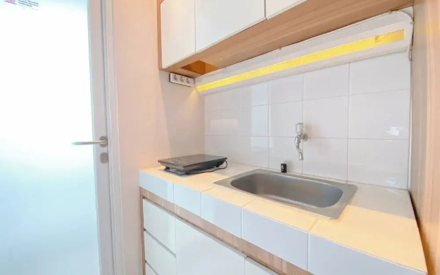 Trendy Space 1Br Apartment At Parahyangan Residence