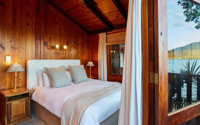 Under Milkwood Resort