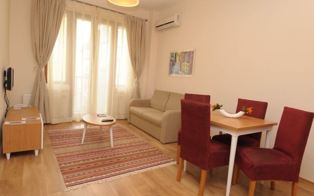 Three Apples Residence