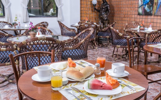 Ideal Praia Hotel