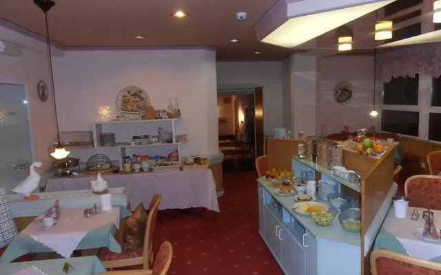 Hotel Escher