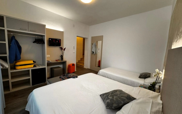 Hotel Etna