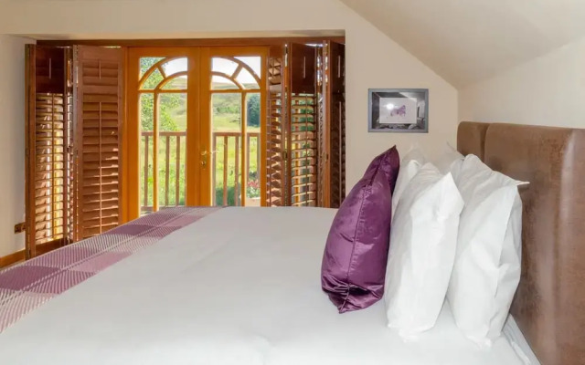 Castleview - Newton Steading