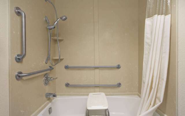 Days Inn by Wyndham Fayetteville-South/I-95 Exit 49