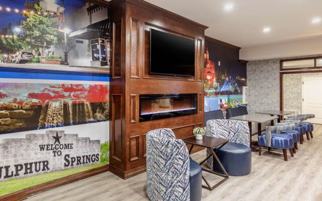 Holiday Inn Express Hotel & Suites Sulphur Springs