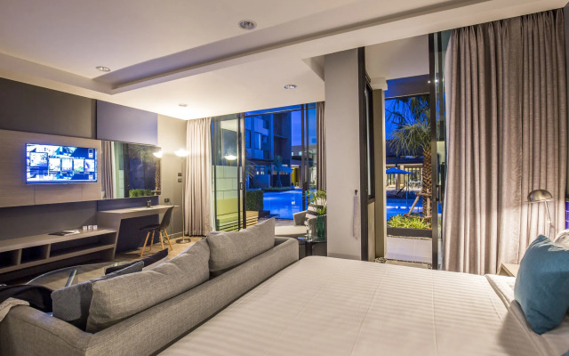 The Crystal Hotel Buriram