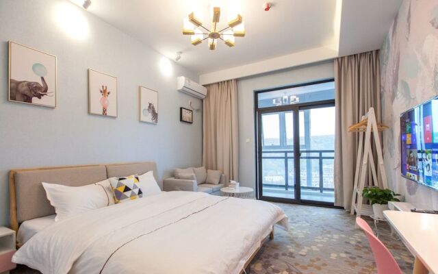 Nice Meeting You Aparthotel