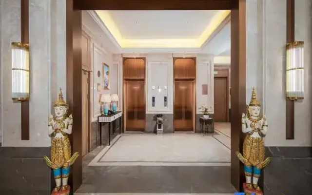 Vienna Hotel (Xishuangbanna Mengla Center Road Branch)